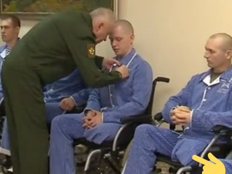 Pocztówki z Donbasu: Andriej Morozow „Murz” zwraca uwagę na „niedociągnięcia” „taktyczne” i organizacyjne, których skutki dla morale w przedłużającej się wojnie mogą być&nbsp;katastrofalne.